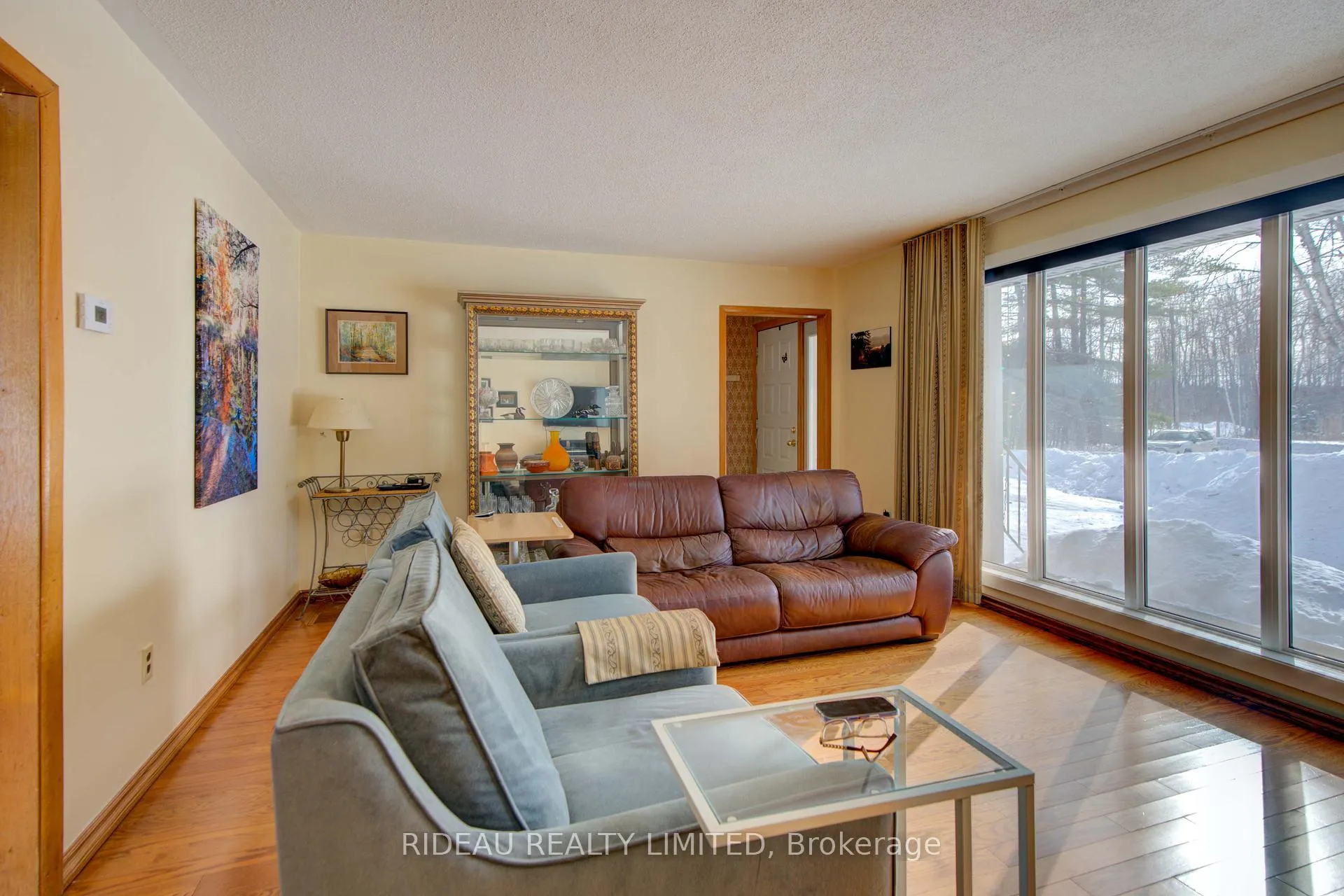 Photo 11 of 109 Perth Street, Rideau Lakes, Rideau Lakes (South Crosby) Twp — HOMEH
