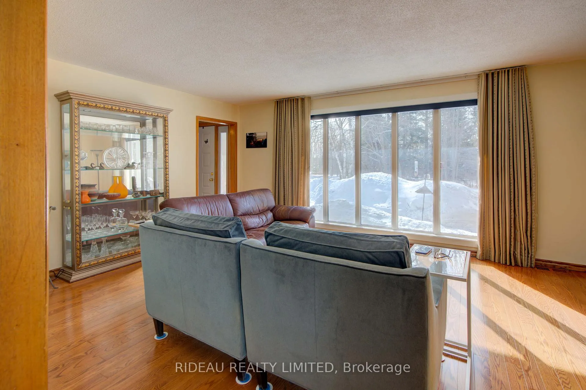 Photo 12 of 109 Perth Street, Rideau Lakes, Rideau Lakes (South Crosby) Twp — HOMEH