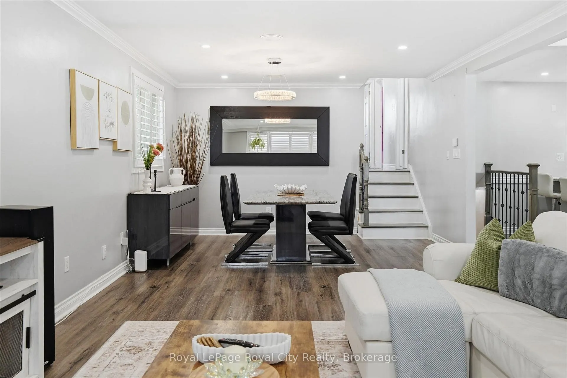 Photo 9 of 74 Summercrest Drive, Hamilton, Gershome — HOMEH