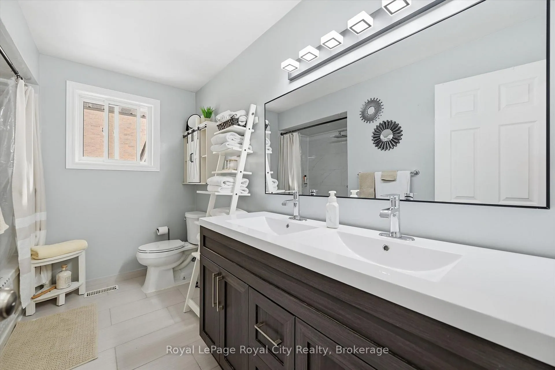 Photo 26 of 74 Summercrest Drive, Hamilton, Gershome — HOMEH
