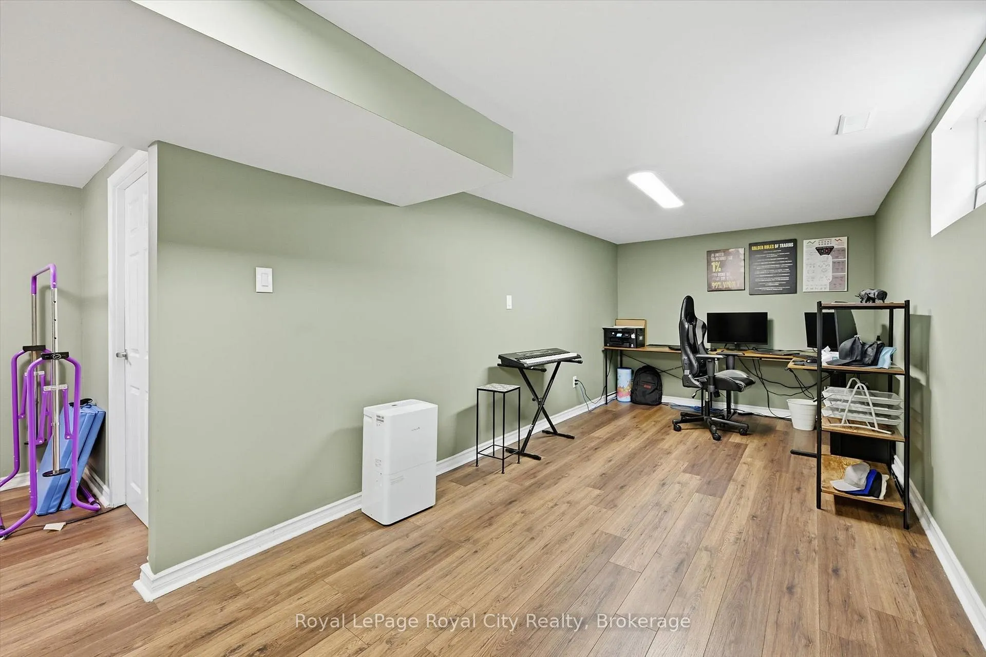 Photo 36 of 74 Summercrest Drive, Hamilton, Gershome — HOMEH