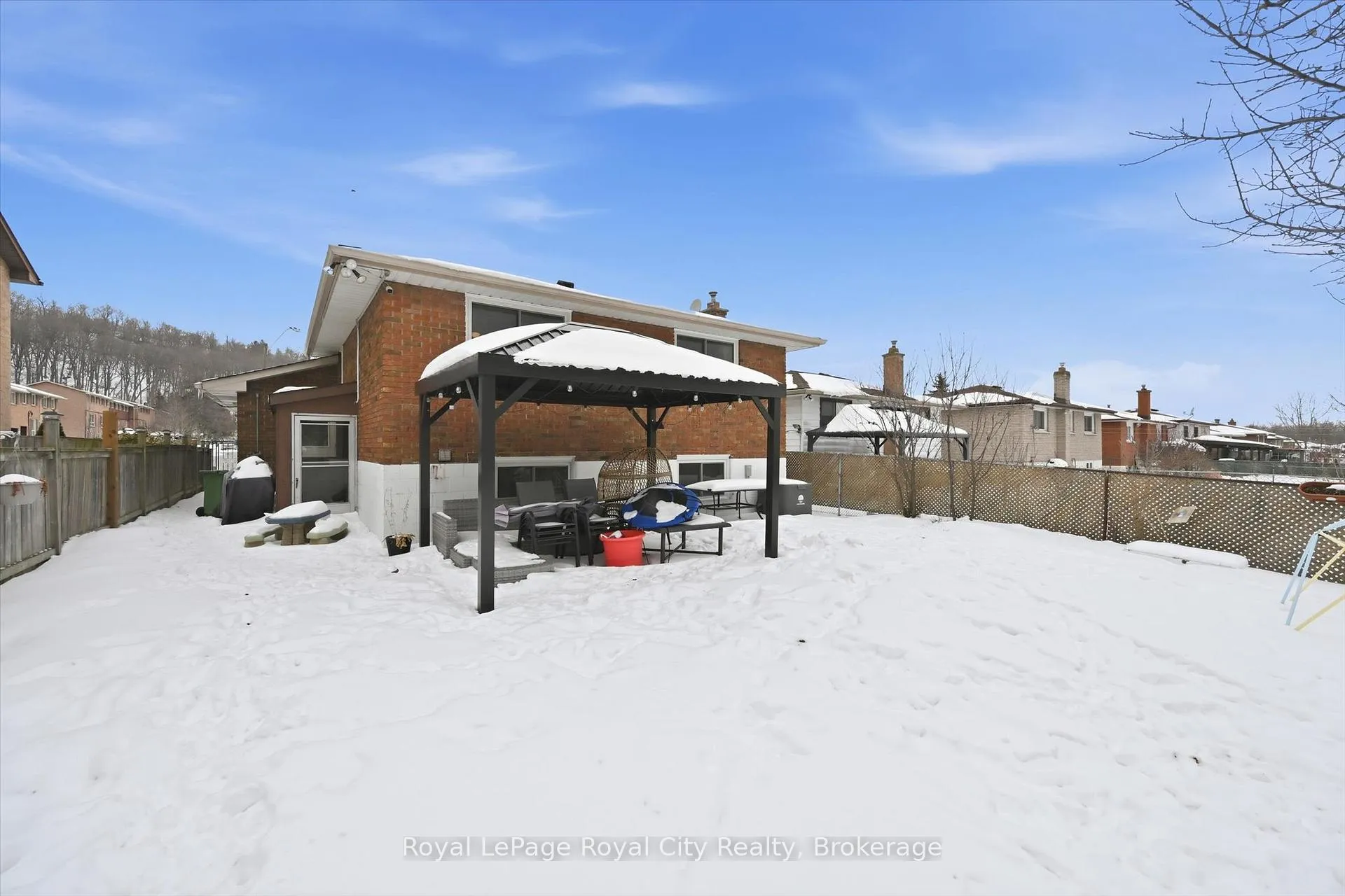 Photo 40 of 74 Summercrest Drive, Hamilton, Gershome — HOMEH