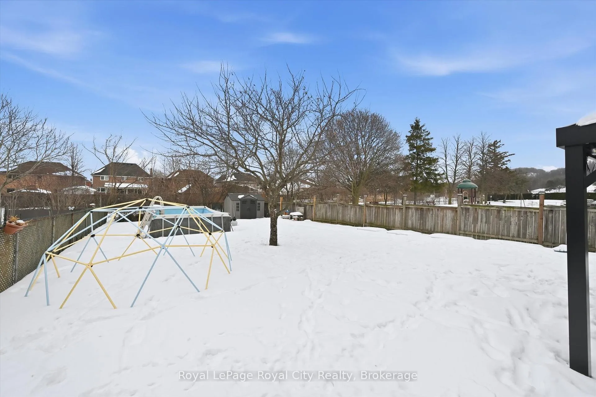 Photo 41 of 74 Summercrest Drive, Hamilton, Gershome — HOMEH