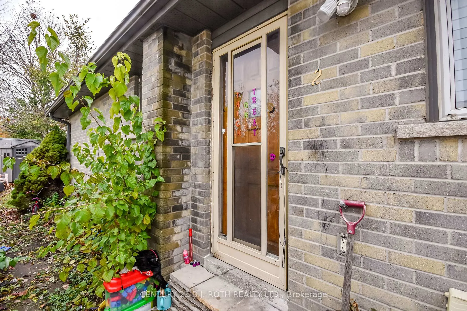 Photo 25 of 75 Bernick Drive, Barrie, Grove East — HOMEH