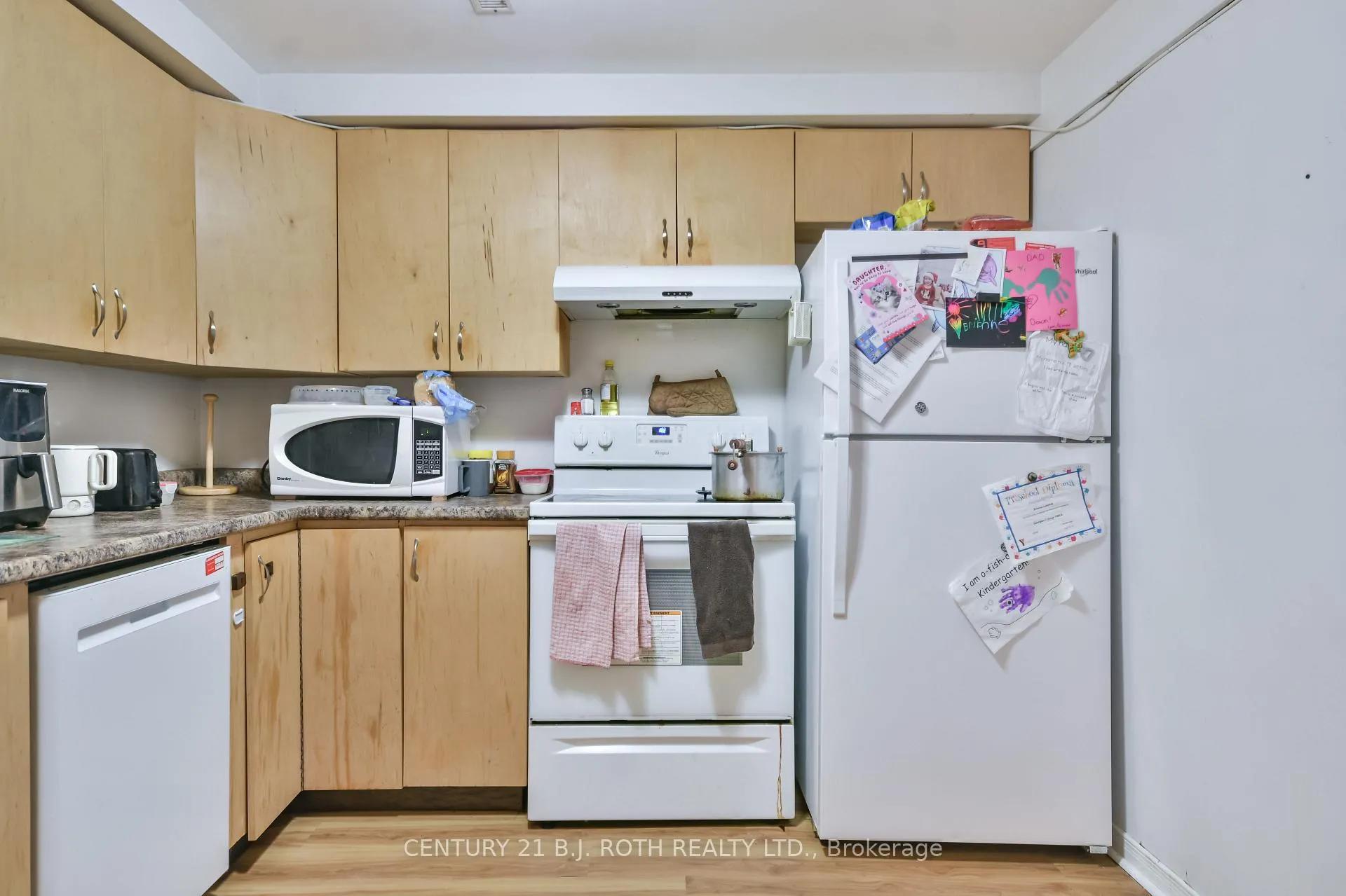 Photo 31 of 75 Bernick Drive, Barrie, Grove East — HOMEH