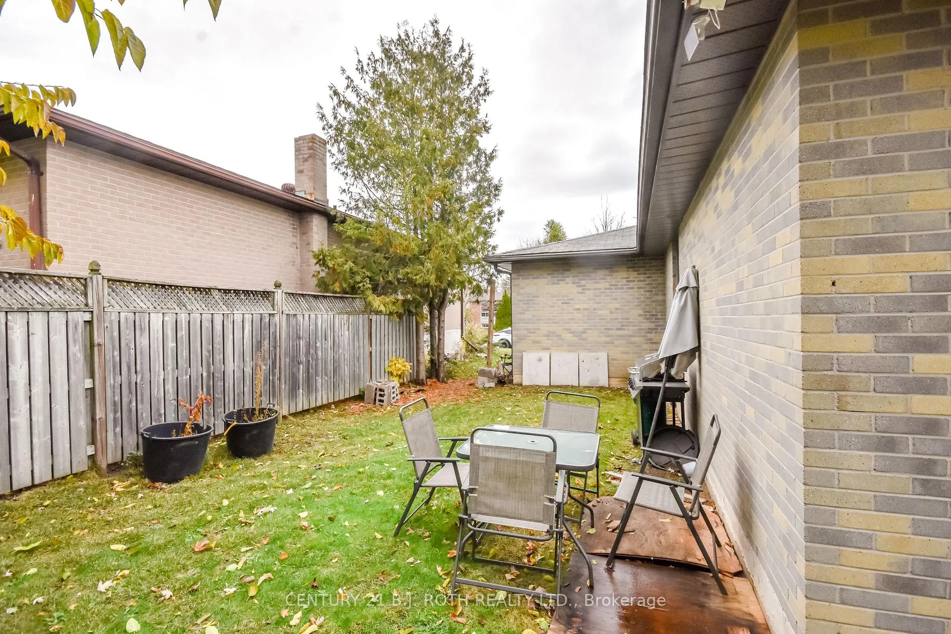 Photo 44 of 75 Bernick Drive, Barrie, Grove East — HOMEH