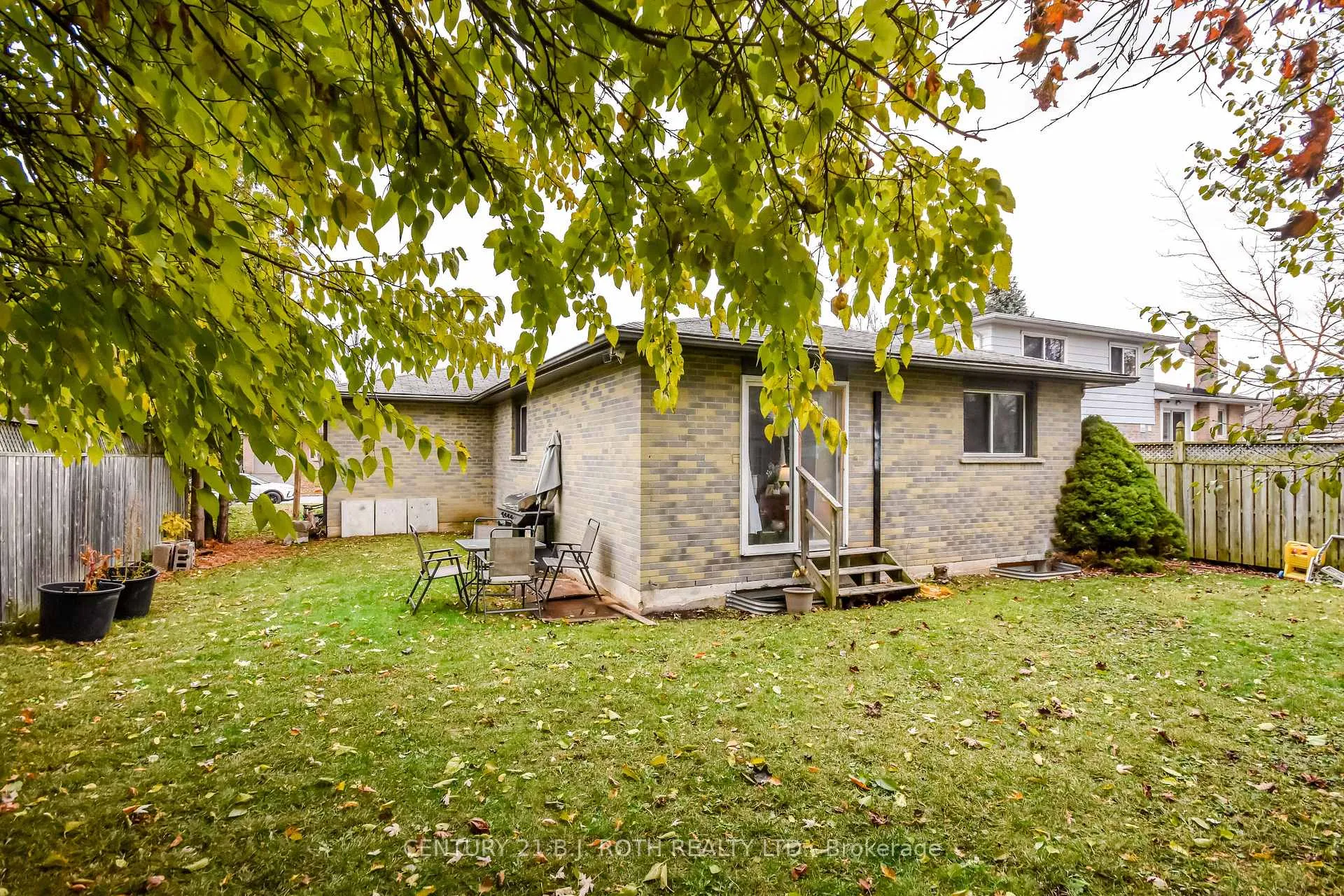 Photo 47 of 75 Bernick Drive, Barrie, Grove East — HOMEH