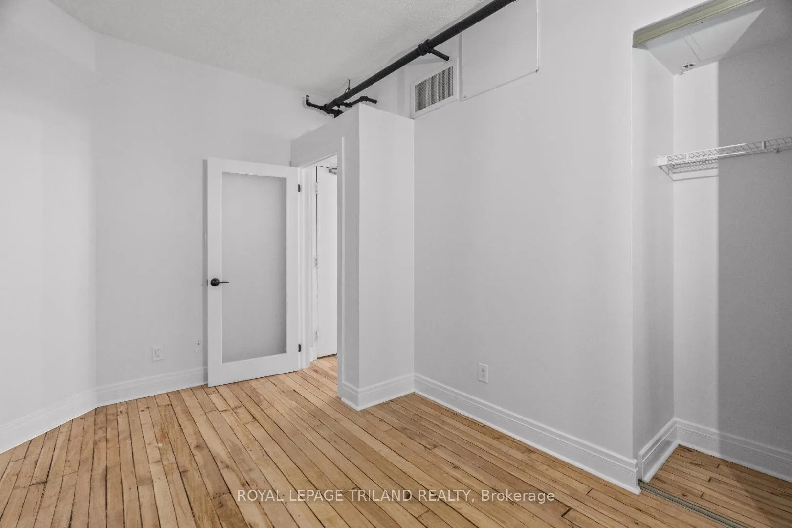 Front of Unit 504, 330 Clarence Street