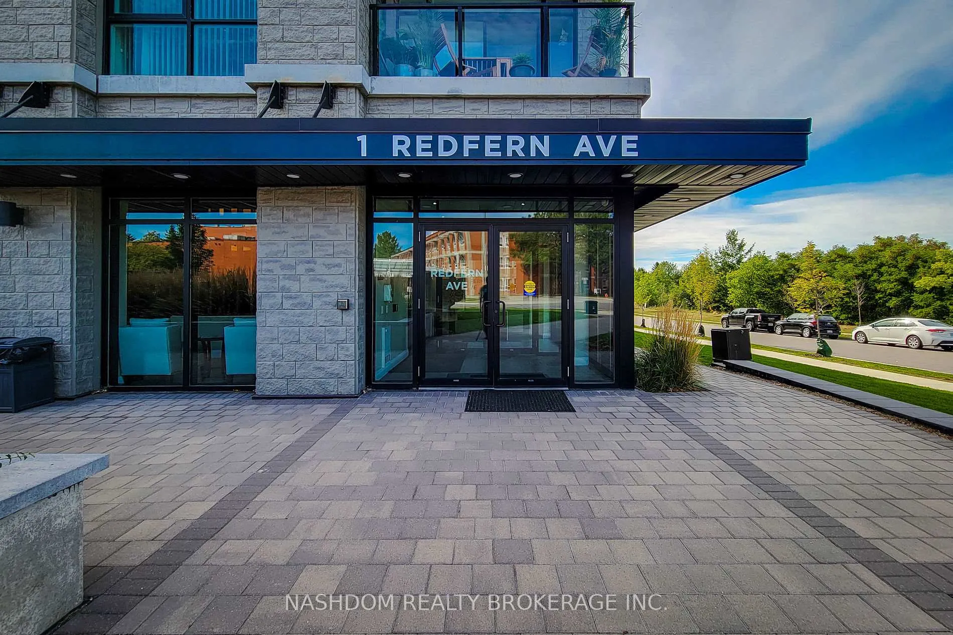 Front of Unit 10, 1 Redfern Avenue