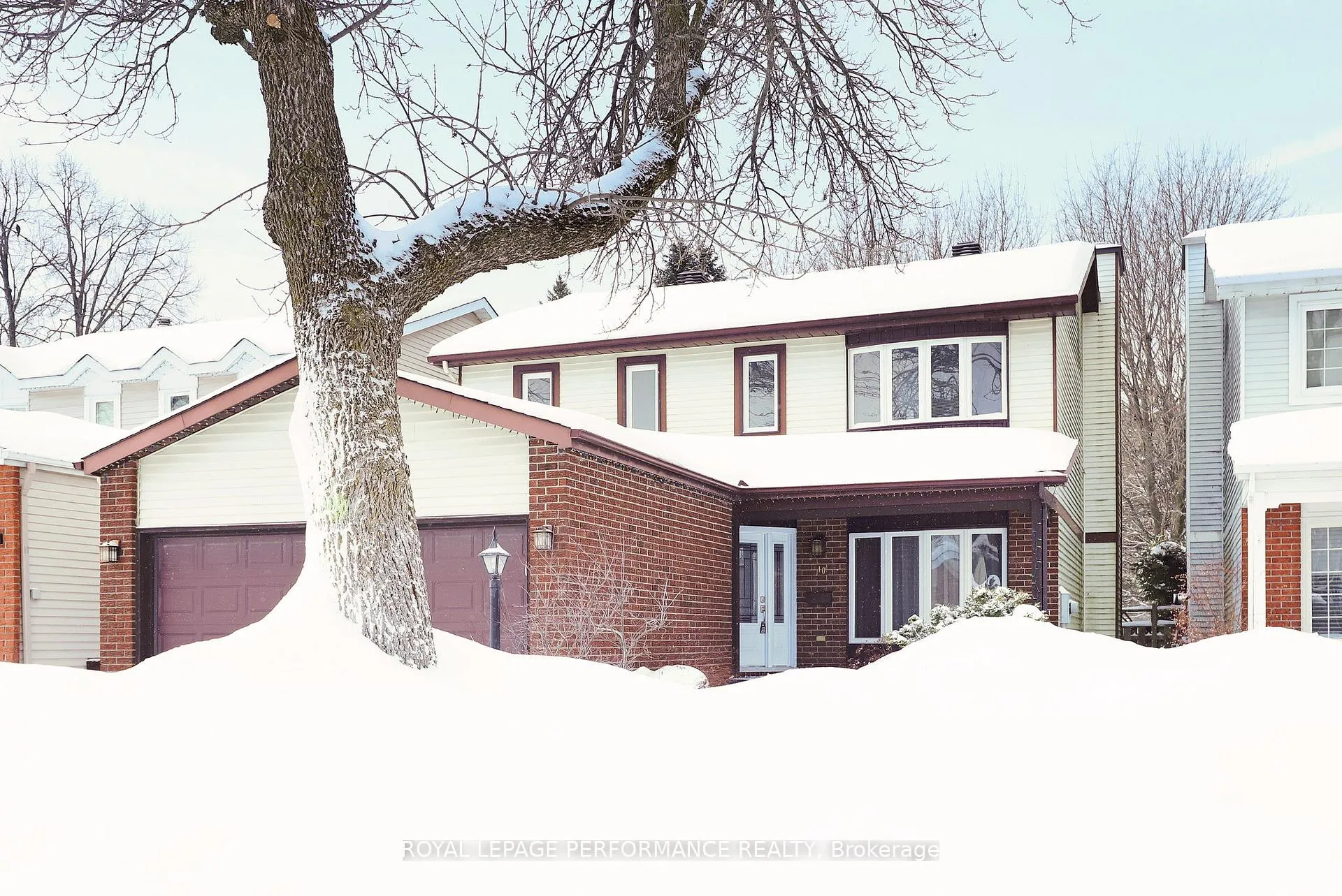 Photo 2 of 10 Ellisson Way, Ottawa, Hunt Club Park — HOMEH