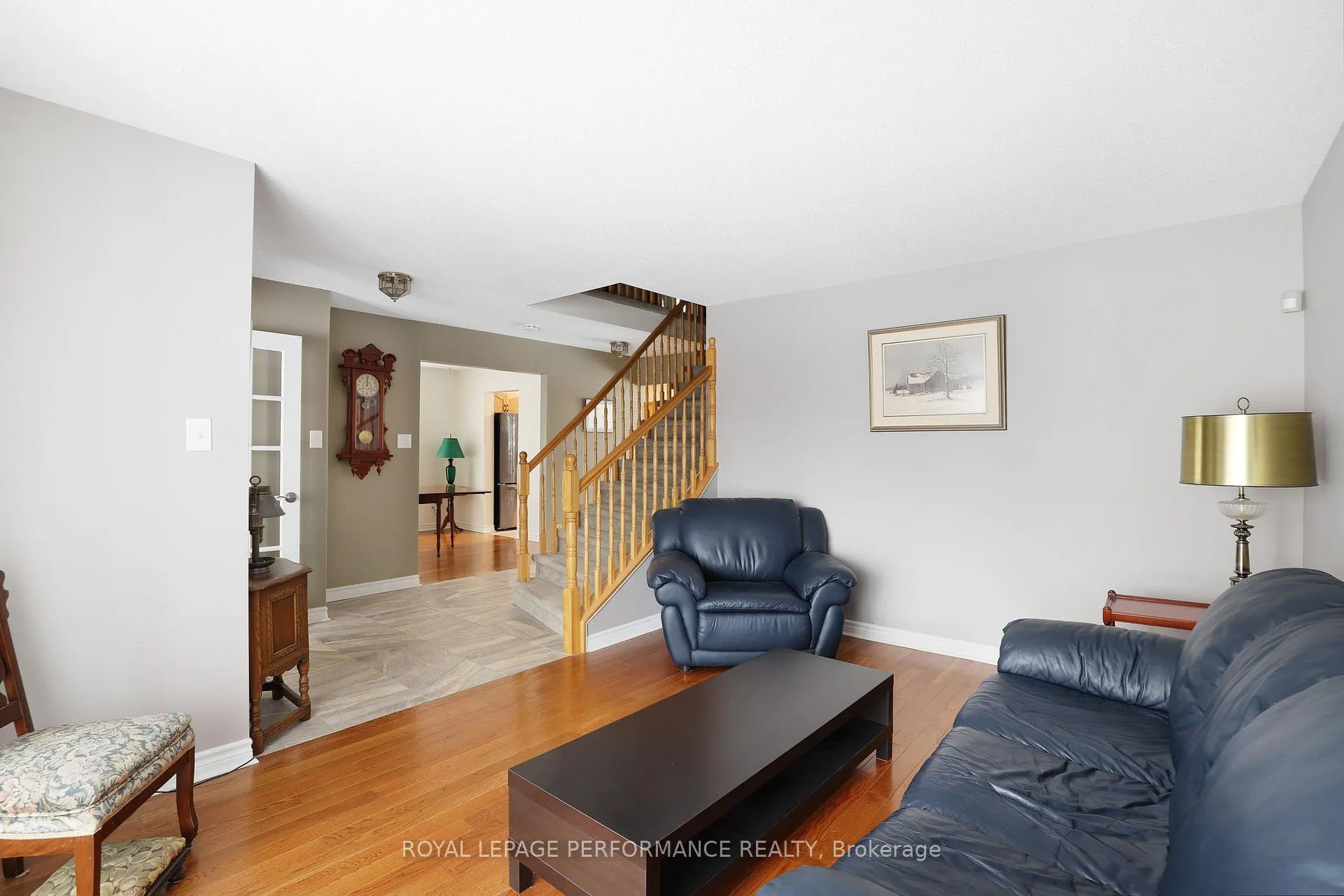 Photo 18 of 10 Ellisson Way, Ottawa, Hunt Club Park — HOMEH