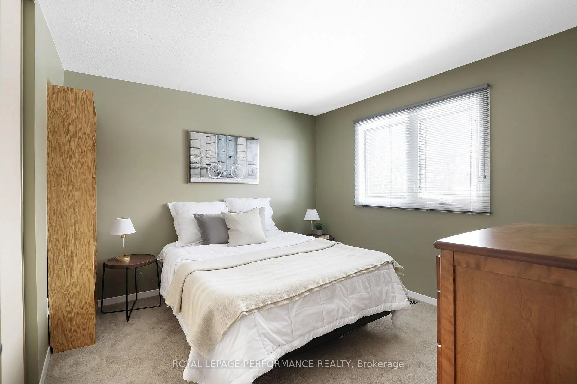 Photo 26 of 10 Ellisson Way, Ottawa, Hunt Club Park — HOMEH