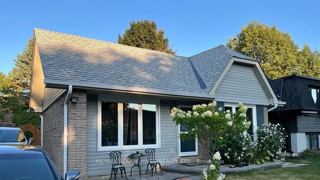 Photo 1 of 5 Glenmount Court, Whitby, Lynde Creek — HOMEH