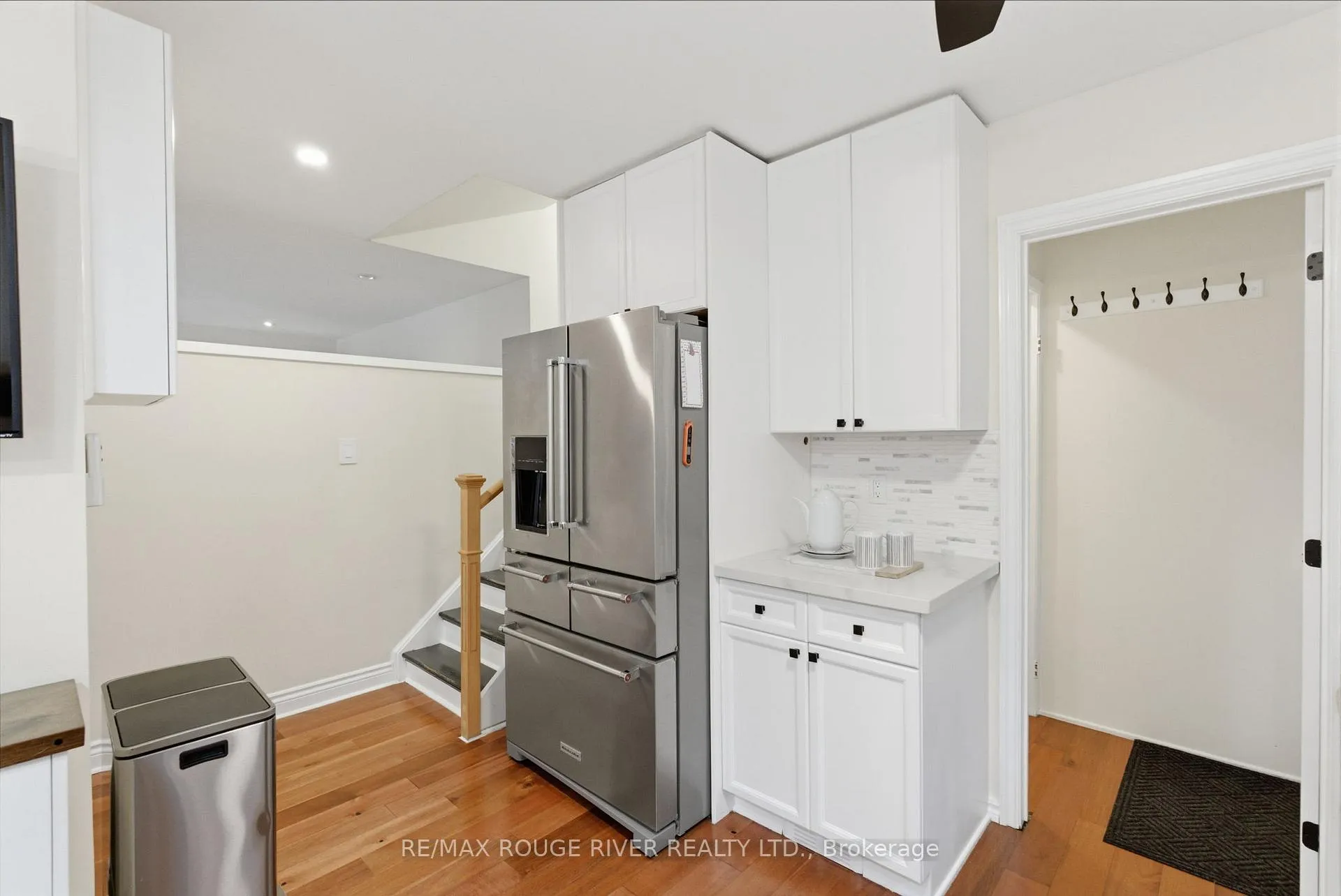 Photo 16 of 5 Glenmount Court, Whitby, Lynde Creek — HOMEH