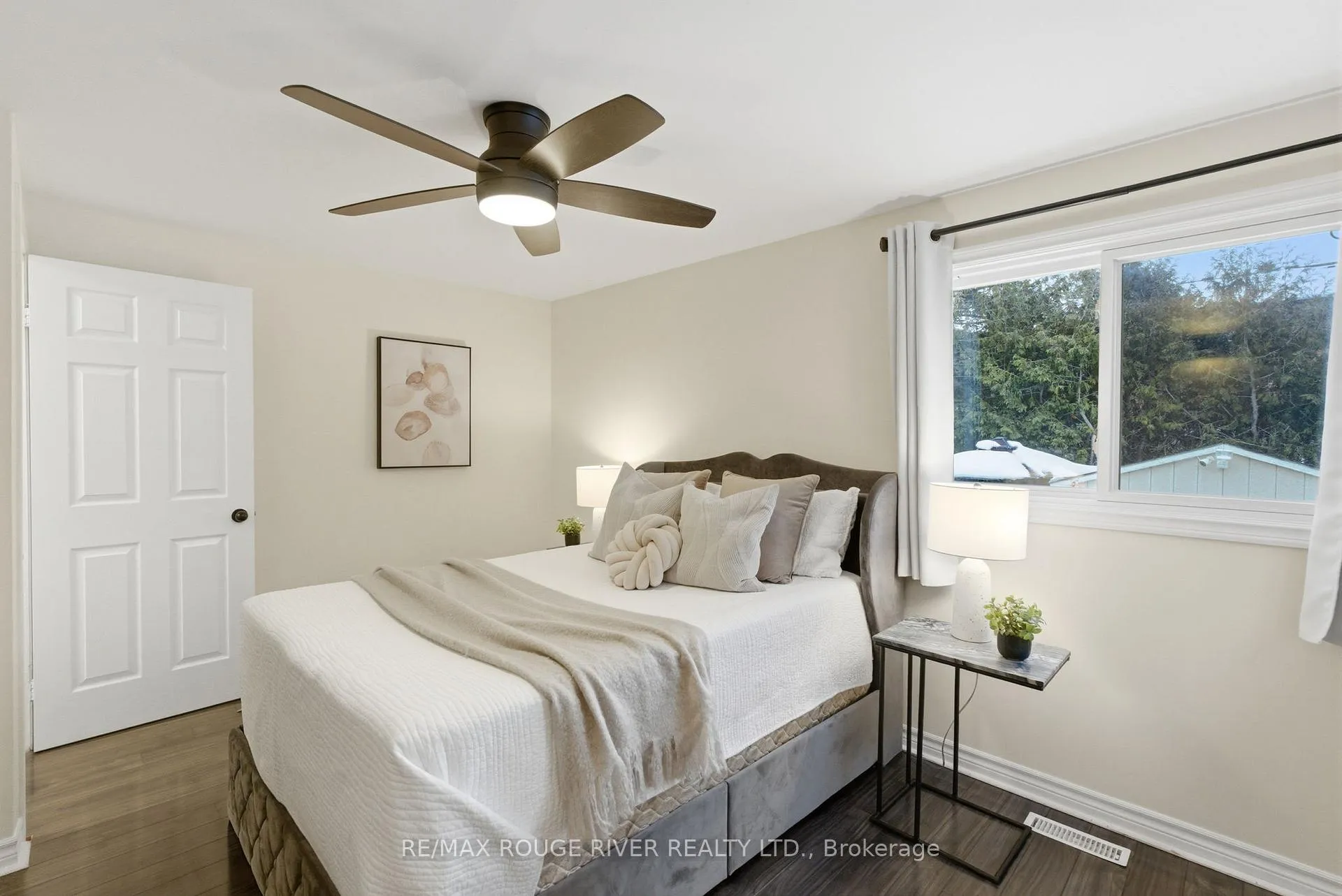 Photo 31 of 5 Glenmount Court, Whitby, Lynde Creek — HOMEH