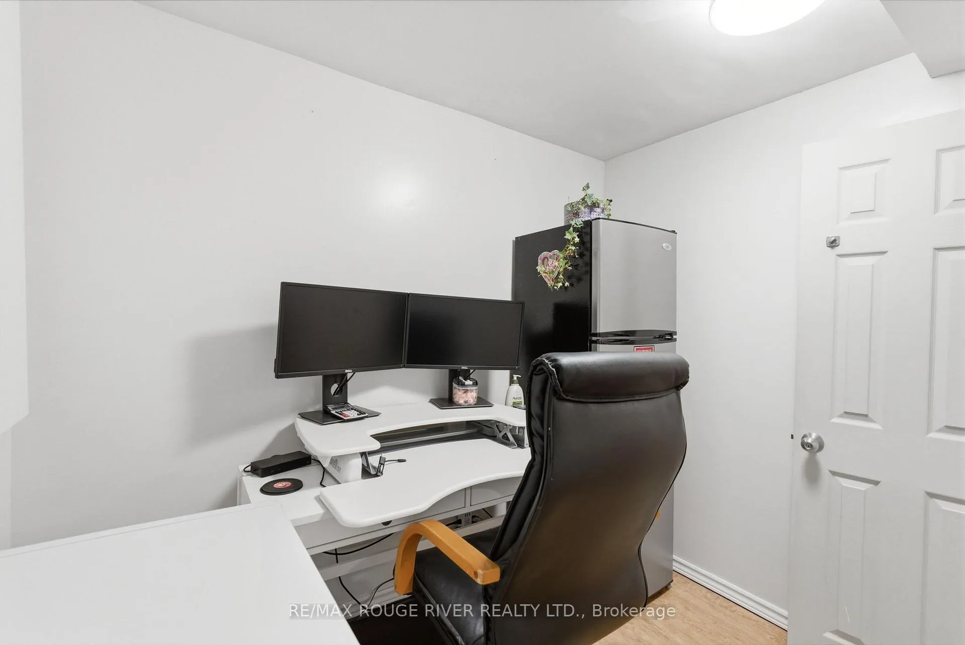 Photo 37 of 5 Glenmount Court, Whitby, Lynde Creek — HOMEH