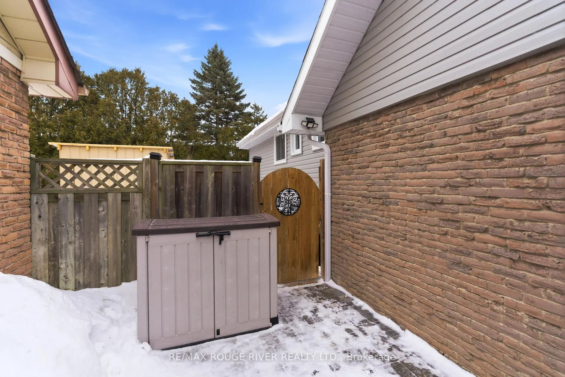 Photo 45 of 5 Glenmount Court, Whitby, Lynde Creek — HOMEH