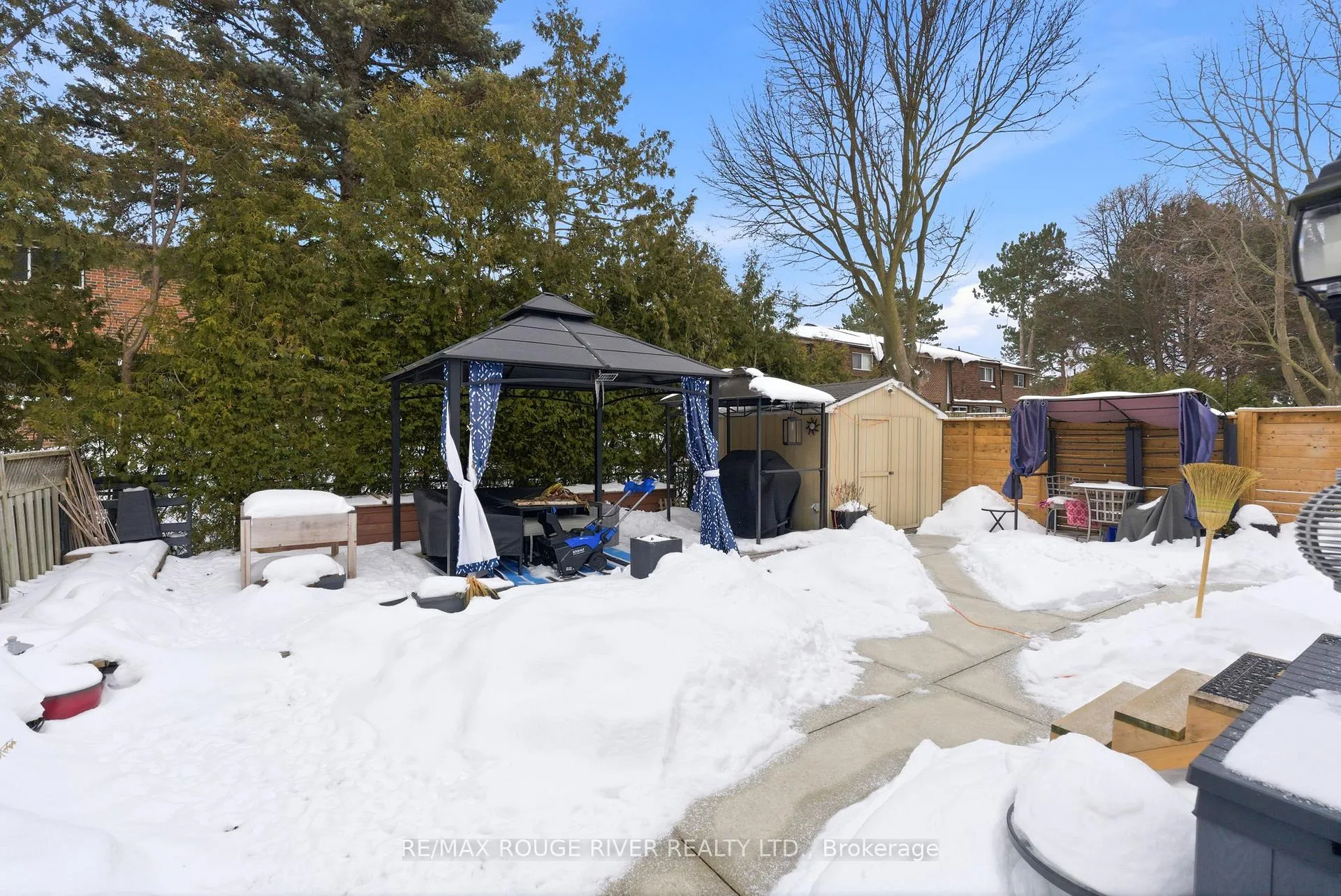 Photo 46 of 5 Glenmount Court, Whitby, Lynde Creek — HOMEH