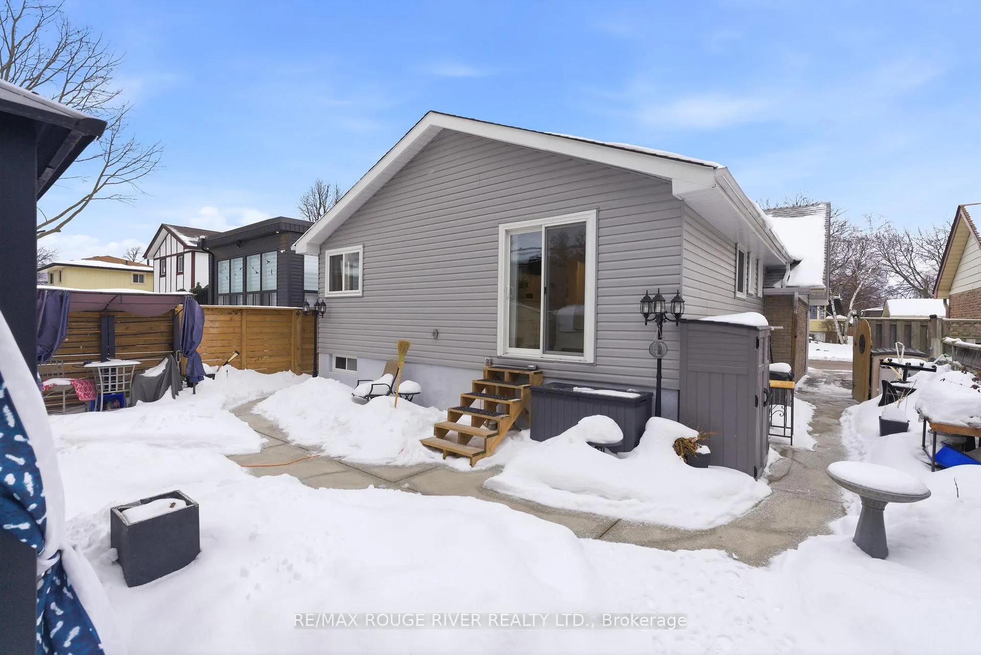 Photo 47 of 5 Glenmount Court, Whitby, Lynde Creek — HOMEH