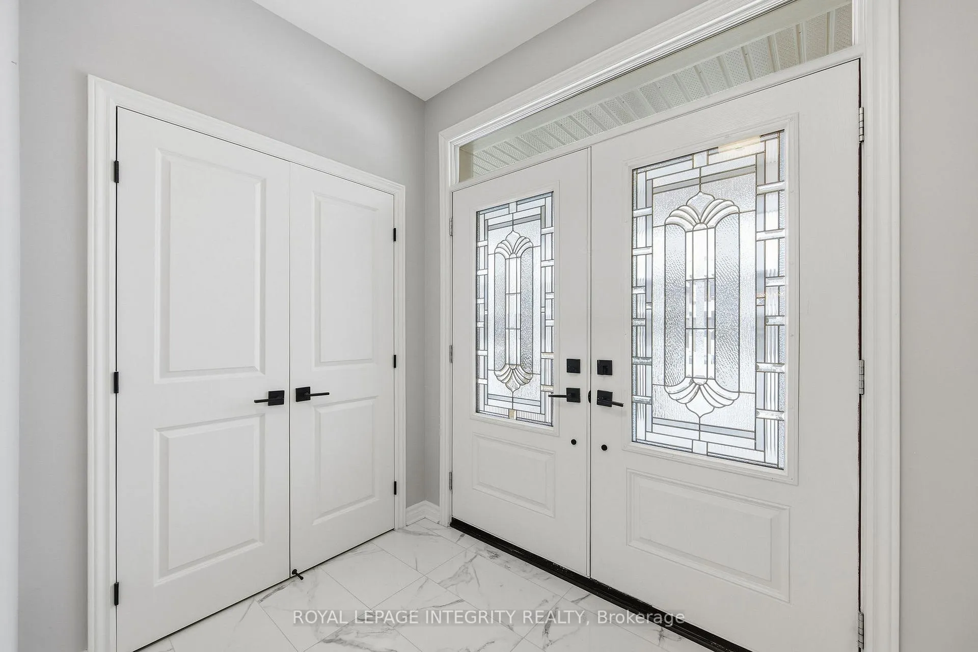 Photo 4 of 211 Osterley Way, Ottawa, Stittsville (South) — HOMEH