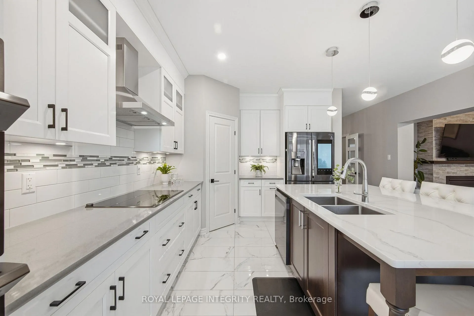 Photo 6 of 211 Osterley Way, Ottawa, Stittsville (South) — HOMEH