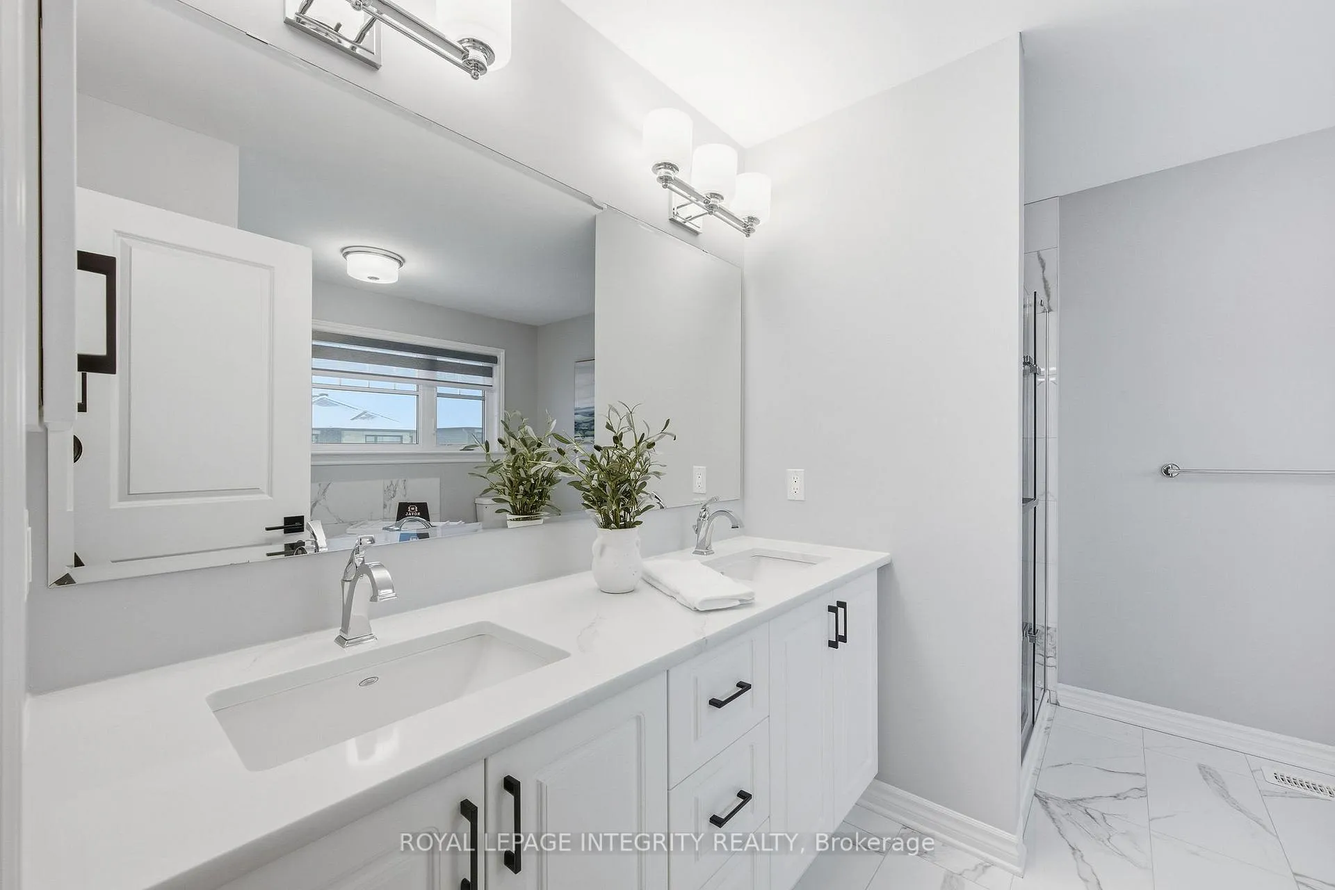 Photo 27 of 211 Osterley Way, Ottawa, Stittsville (South) — HOMEH