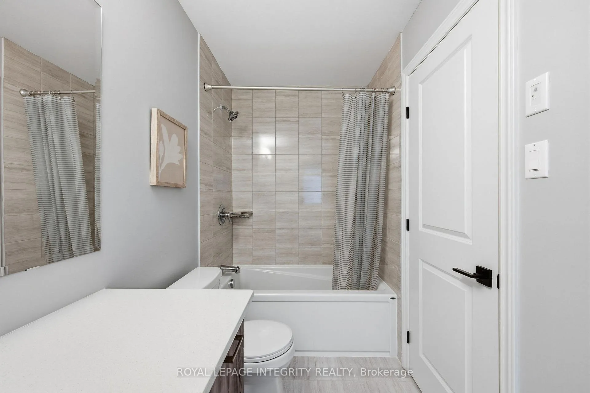 Photo 32 of 211 Osterley Way, Ottawa, Stittsville (South) — HOMEH