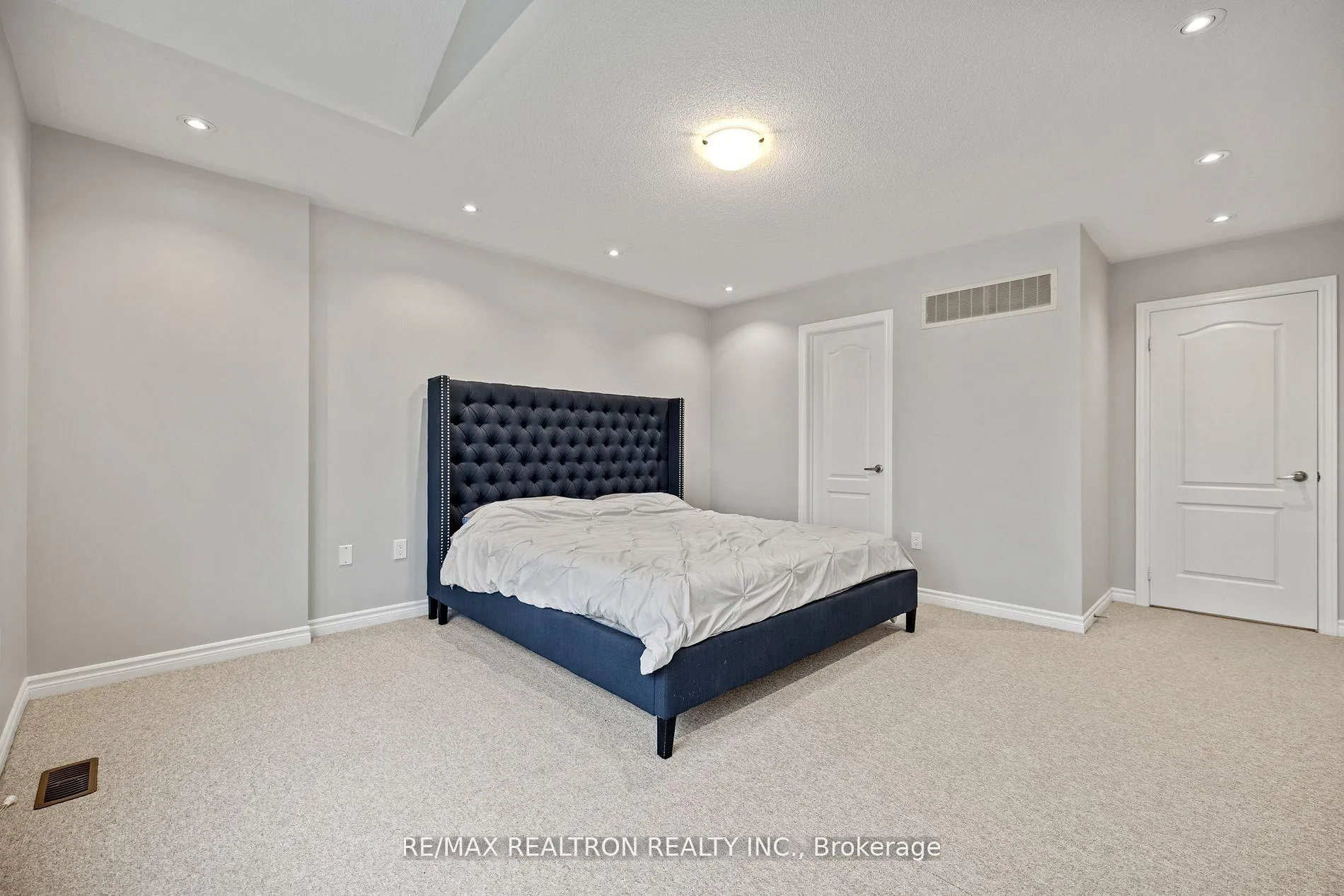 Photo 19 of 26 Garrardview Street, Ajax, Northeast Ajax — HOMEH