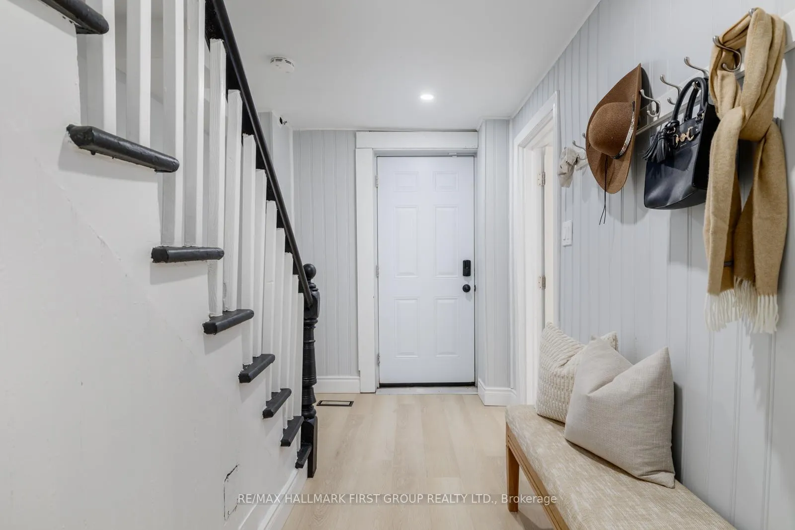 Photo 10 of 641 Reid Street, Peterborough, Town Ward 3 — HOMEH