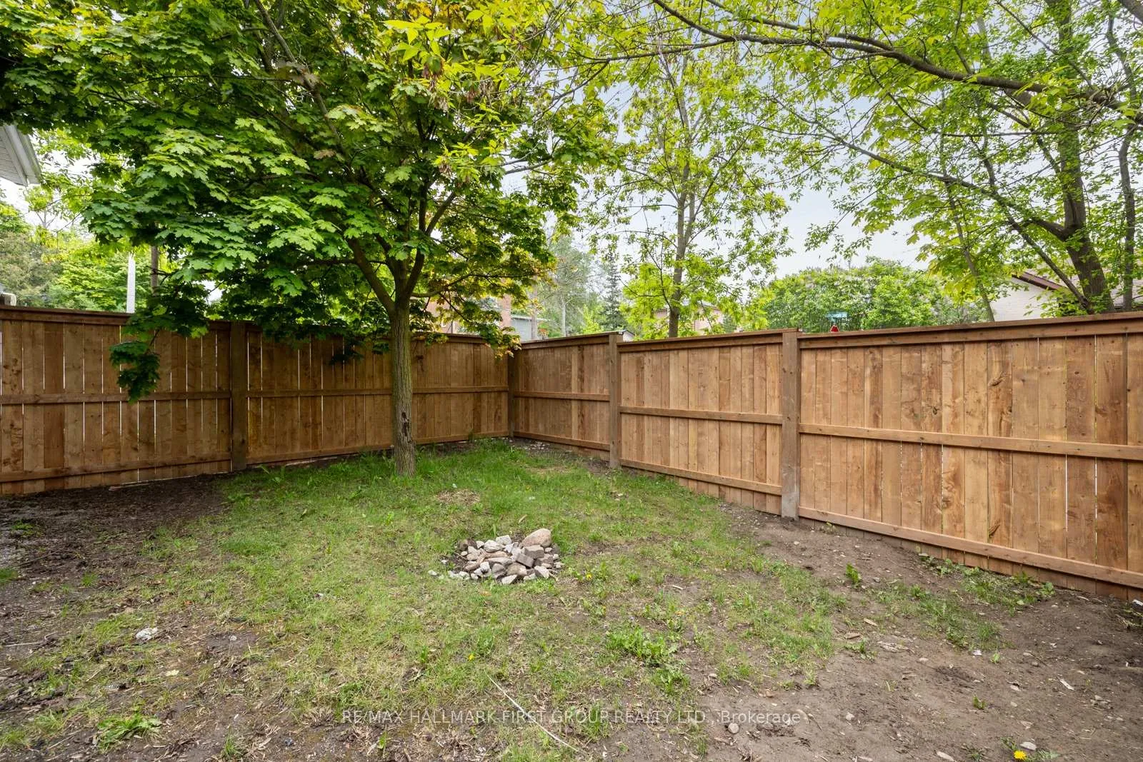 Photo 29 of 641 Reid Street, Peterborough, Town Ward 3 — HOMEH