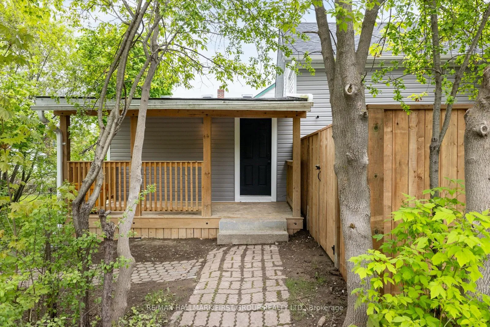 Photo 31 of 641 Reid Street, Peterborough, Town Ward 3 — HOMEH