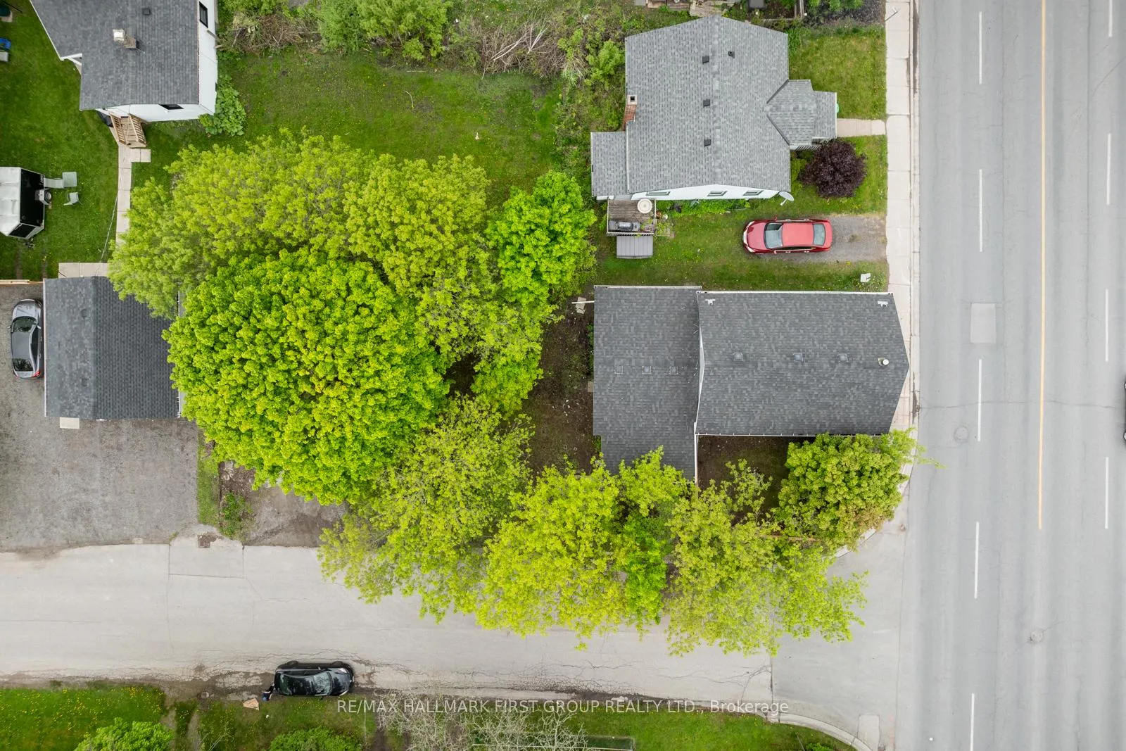 Photo 35 of 641 Reid Street, Peterborough, Town Ward 3 — HOMEH
