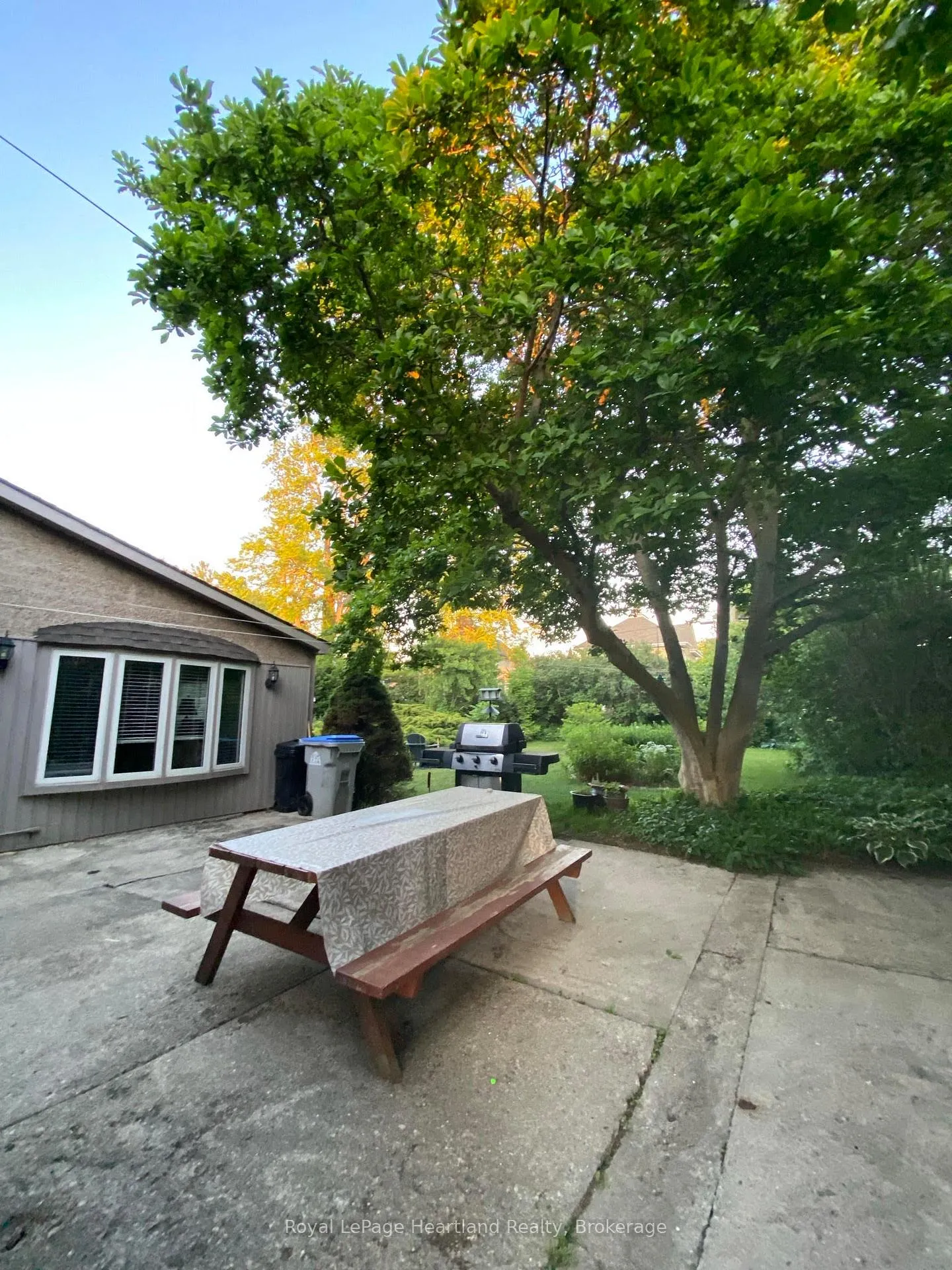 Photo 12 of 261 Cobourg Street, Goderich, Goderich (Town) — HOMEH