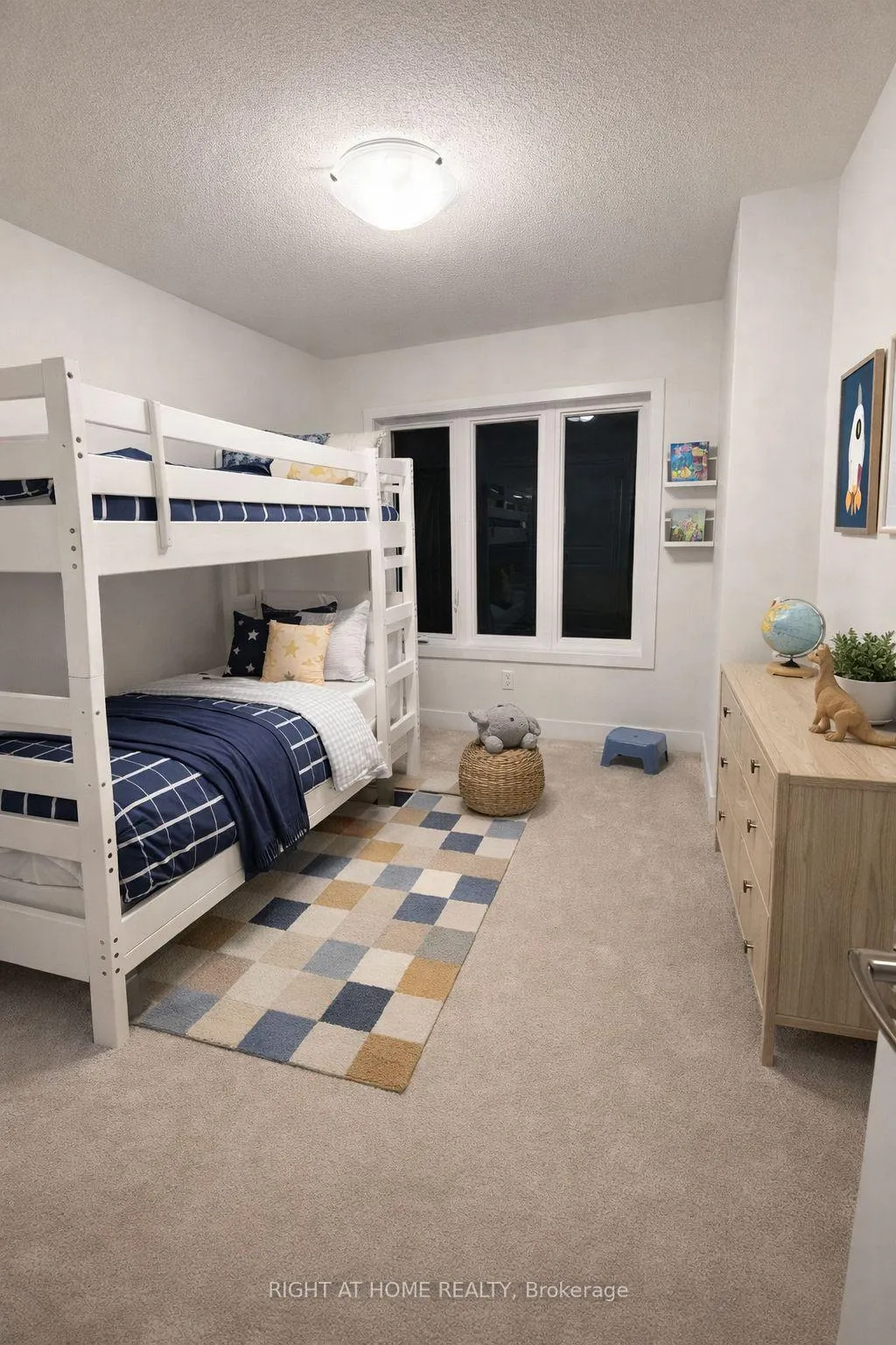 Photo 10 of 1101 Thompson Drive, Oshawa, Kedron — HOMEH