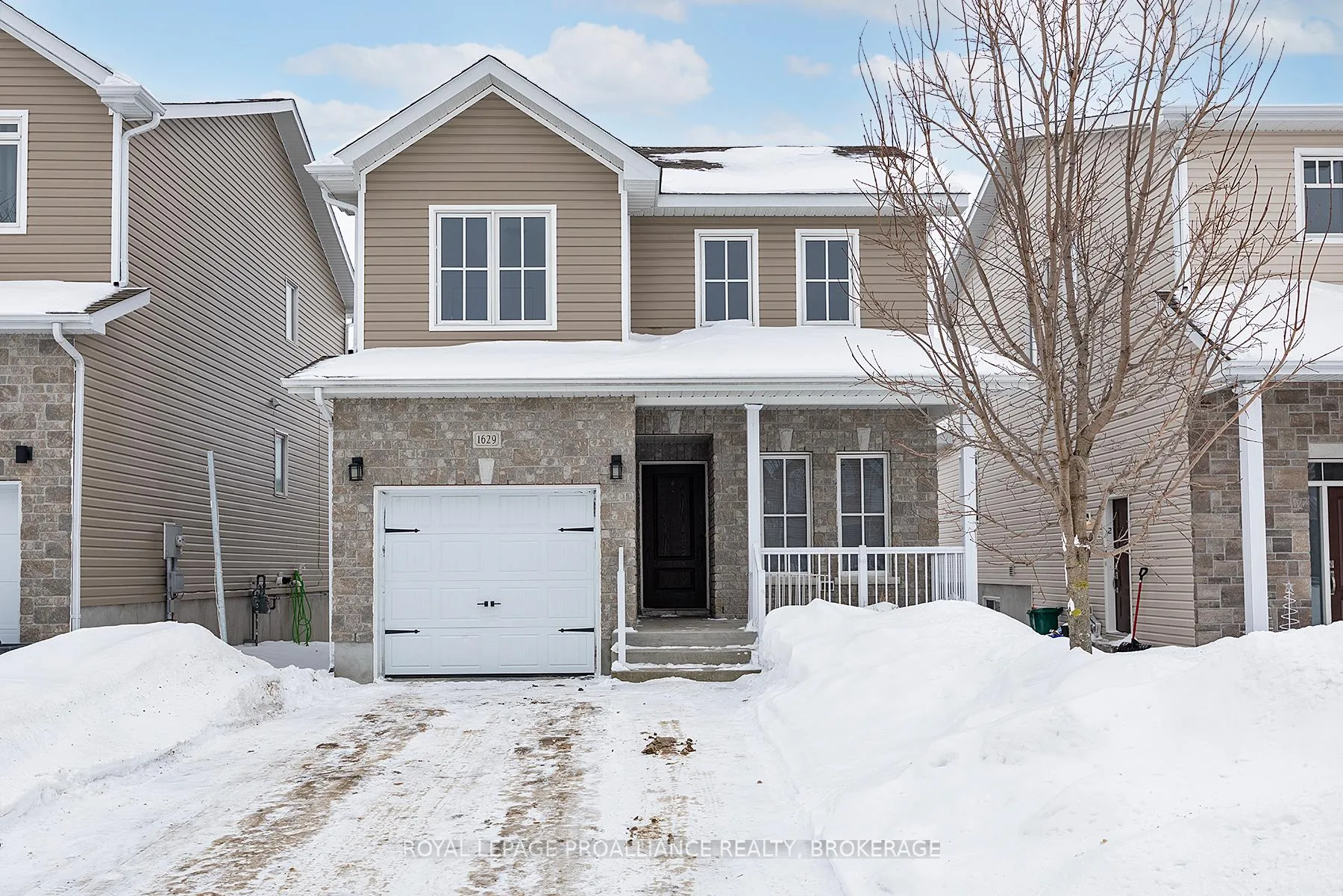 Photo 3 of 1629 Crimson Crescent, Kingston, City Northwest — HOMEH