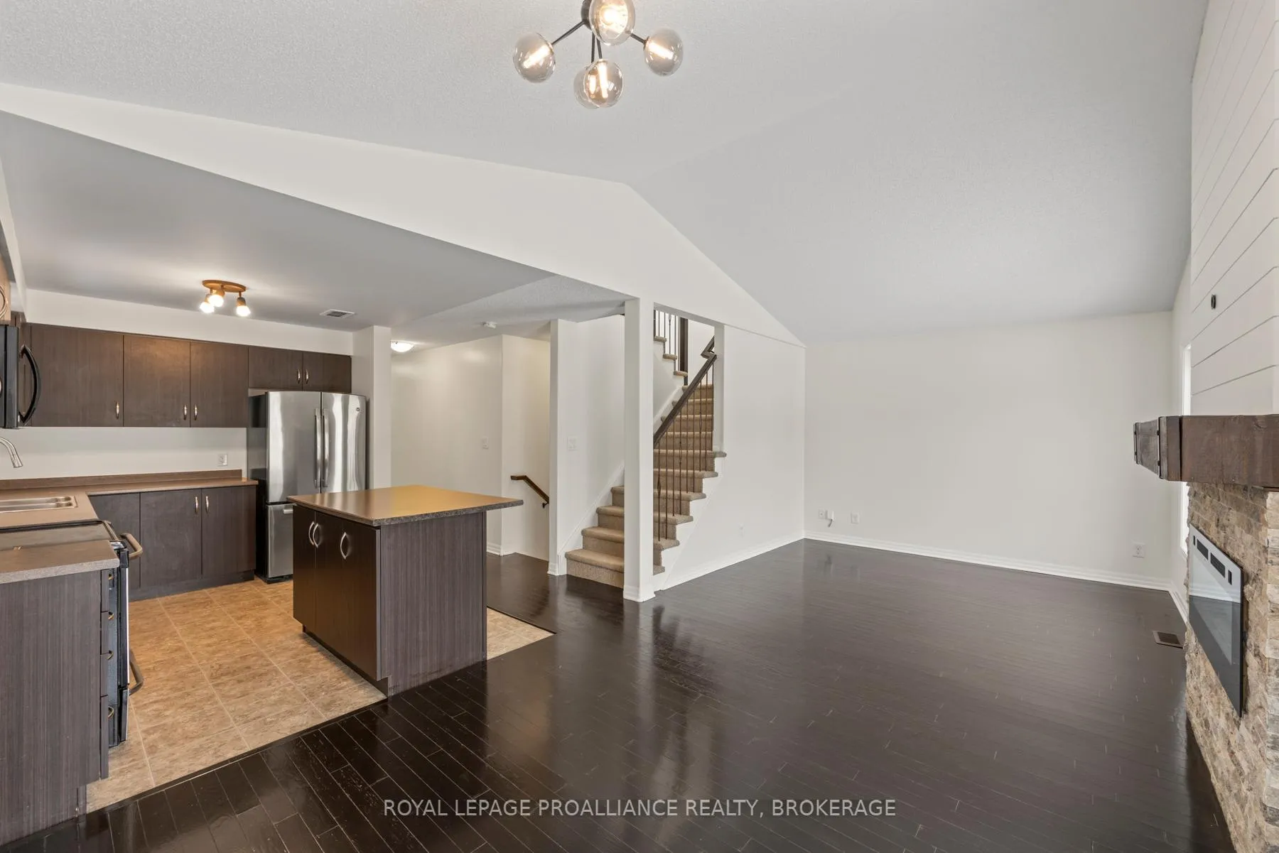 Photo 22 of 1629 Crimson Crescent, Kingston, City Northwest — HOMEH