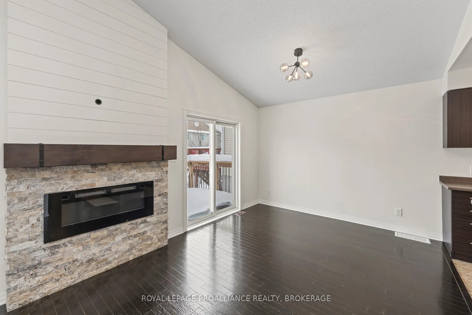 Photo 26 of 1629 Crimson Crescent, Kingston, City Northwest — HOMEH