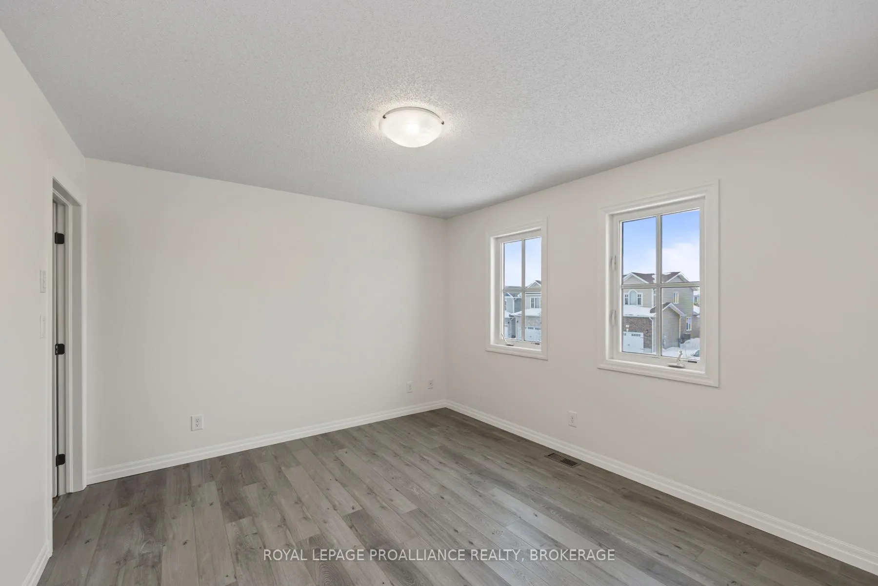 Photo 38 of 1629 Crimson Crescent, Kingston, City Northwest — HOMEH