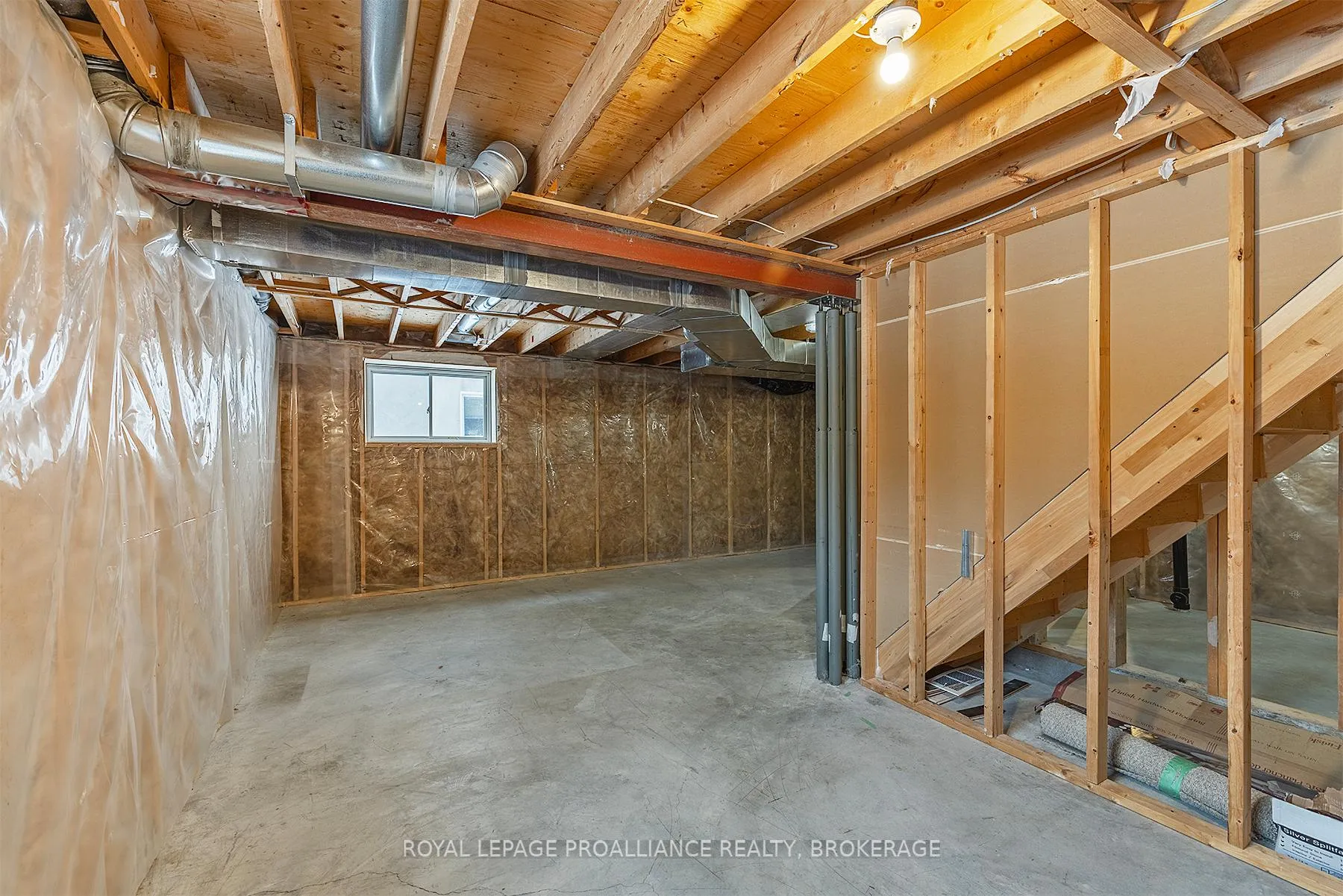 Photo 45 of 1629 Crimson Crescent, Kingston, City Northwest — HOMEH