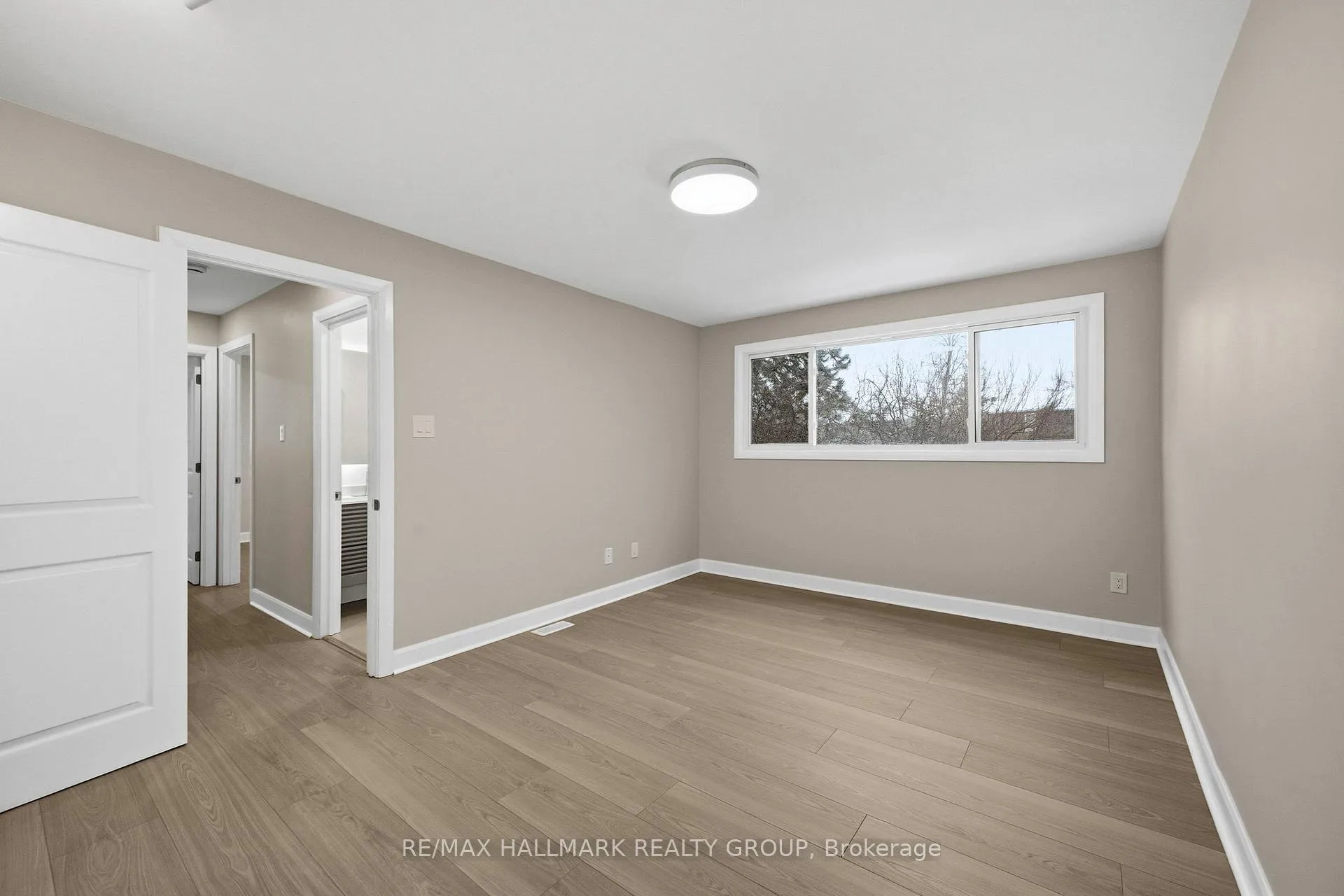 Photo 18 of 1414 Ridgebrook Drive, Ottawa, Pineview — HOMEH
