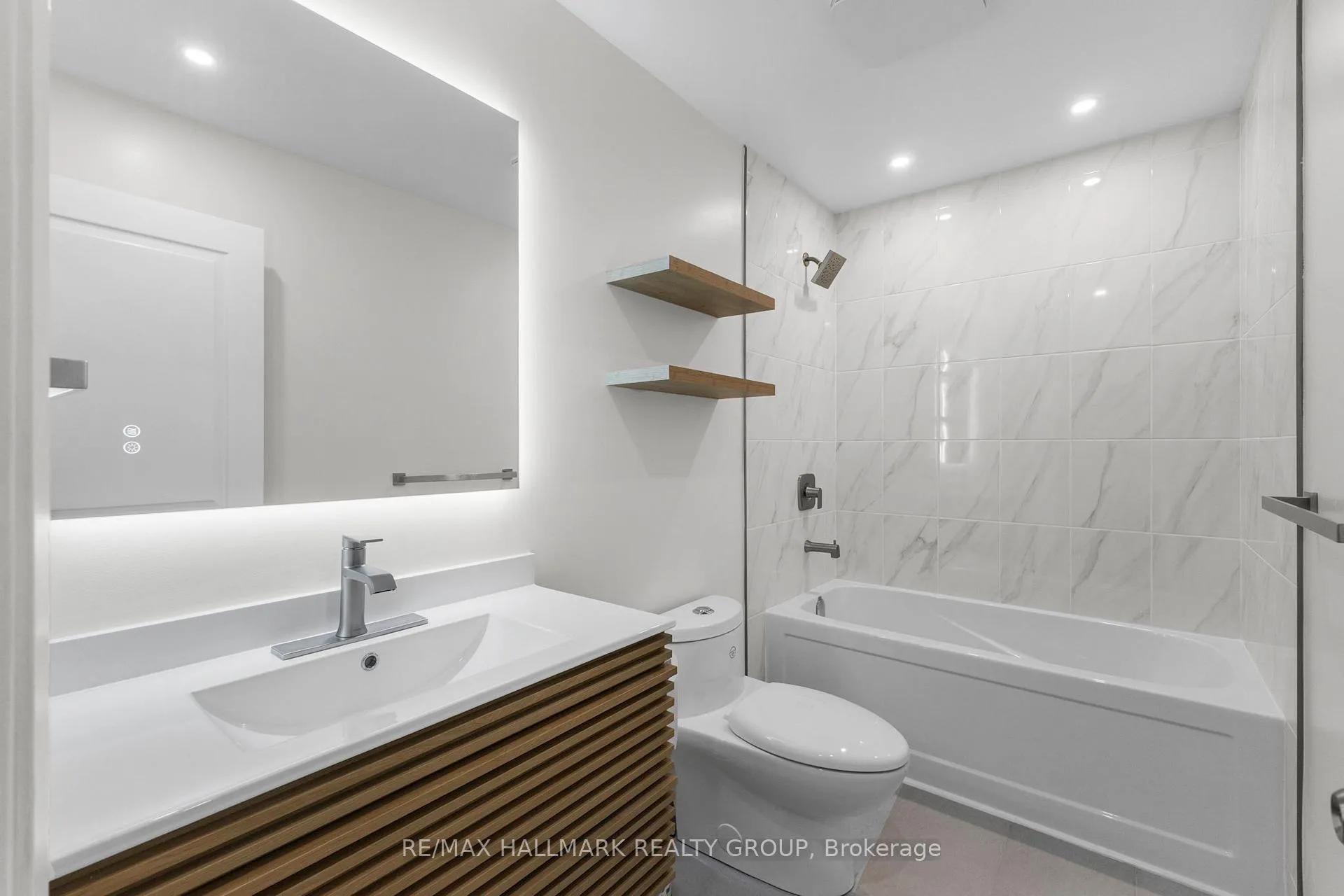 Photo 19 of 1414 Ridgebrook Drive, Ottawa, Pineview — HOMEH