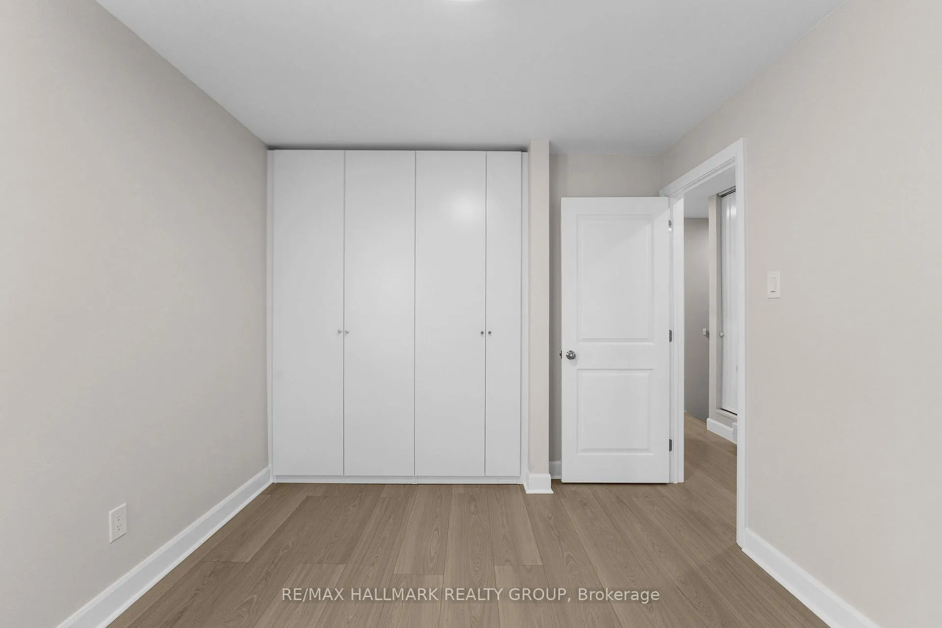 Photo 21 of 1414 Ridgebrook Drive, Ottawa, Pineview — HOMEH