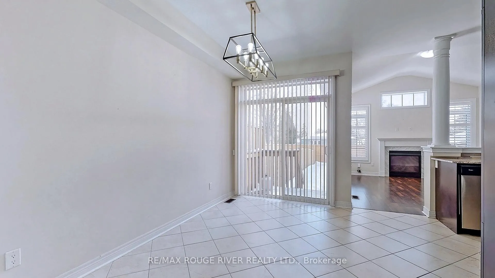 Photo 14 of 1022 Byron Street N, Whitby, Williamsburg — HOMEH