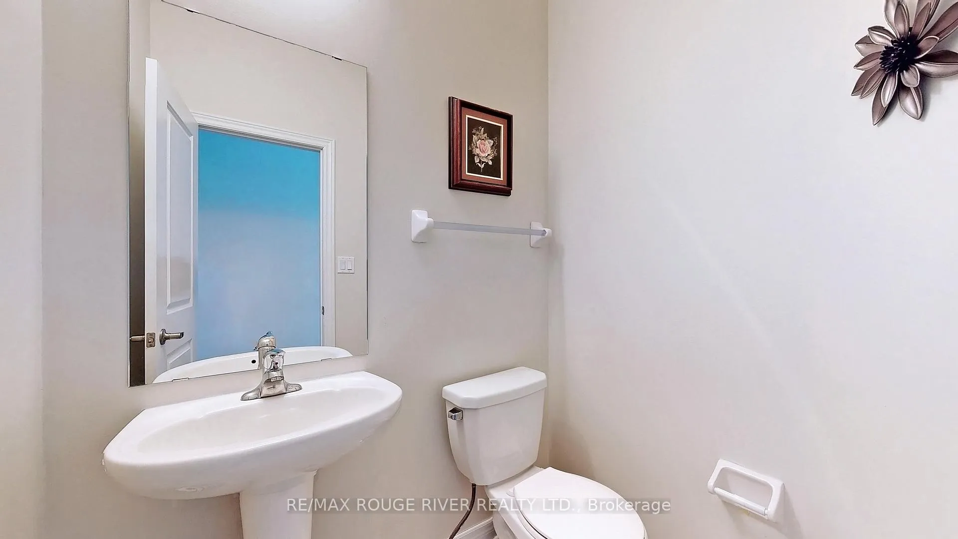 Photo 16 of 1022 Byron Street N, Whitby, Williamsburg — HOMEH