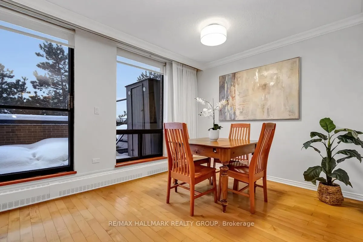 Photo 12 of Unit 330, 515 St Laurent Boulevard, Ottawa, Viscount Alexander Park — HOMEH