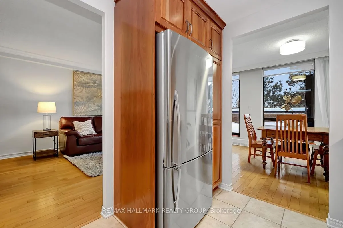 Photo 18 of Unit 330, 515 St Laurent Boulevard, Ottawa, Viscount Alexander Park — HOMEH