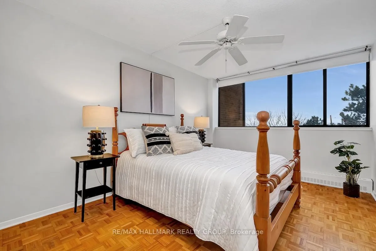 Photo 22 of Unit 330, 515 St Laurent Boulevard, Ottawa, Viscount Alexander Park — HOMEH