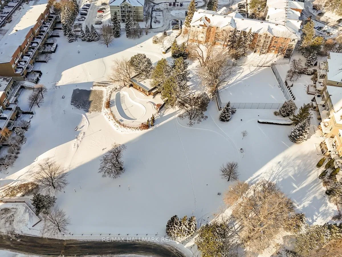 Photo 39 of Unit 330, 515 St Laurent Boulevard, Ottawa, Viscount Alexander Park — HOMEH