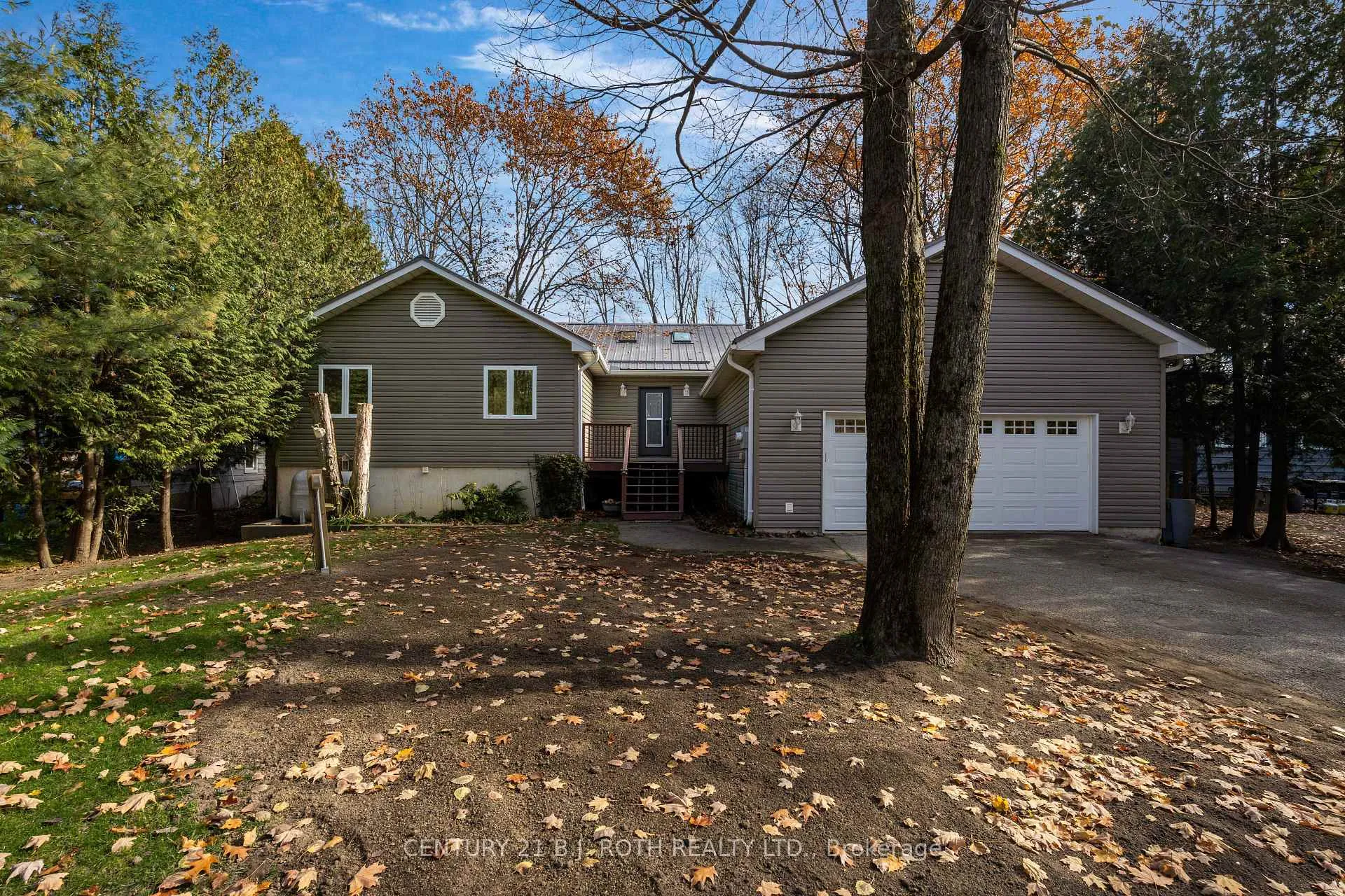 Photo 5 of 7333 Davy Drive, Ramara, Rural Ramara — HOMEH