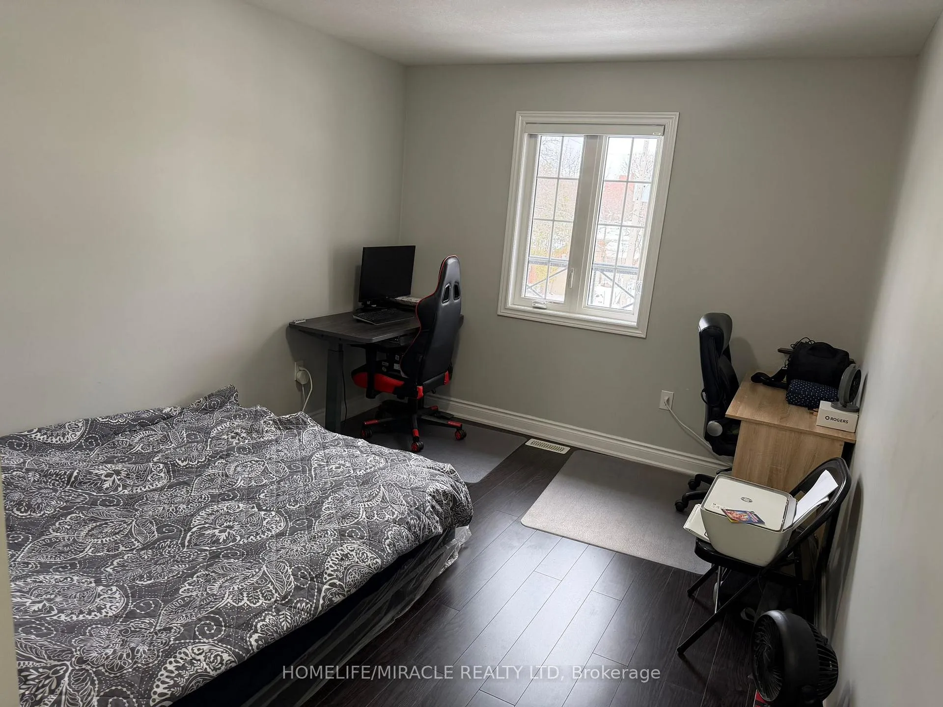 Photo 9 of 90 Bobolink Road E, Hamilton, Bruleville — HOMEH